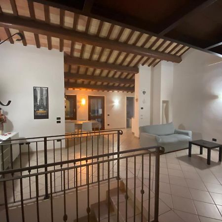 Casa Di Adele Apartment Chiaravalle Luaran gambar
