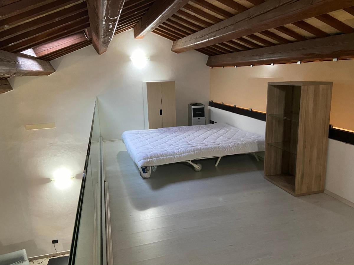 Casa Di Adele Apartment Chiaravalle Luaran gambar