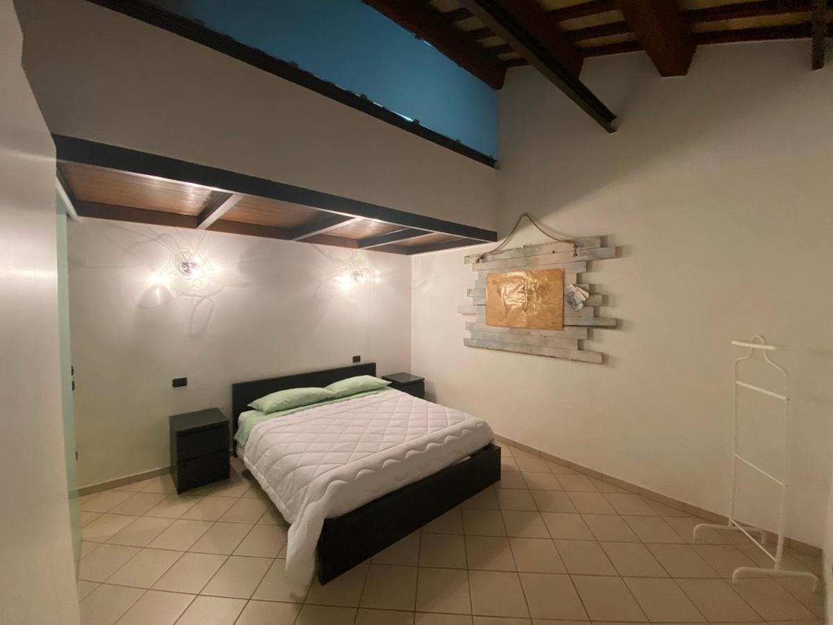 Casa Di Adele Apartment Chiaravalle Luaran gambar